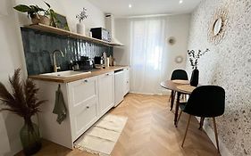 Studio Patchouli - Centre Historique De Grasse, Musees, Boutiques